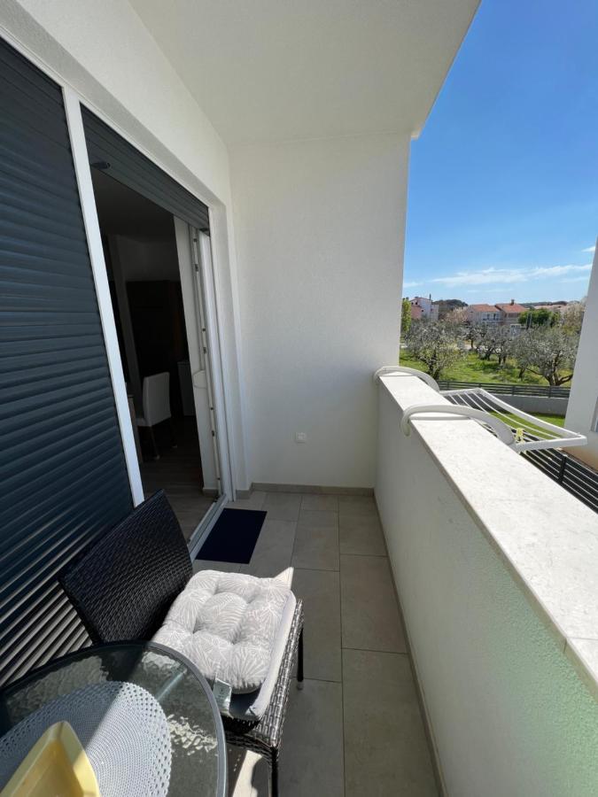 Apartment Sunrise With Private Parking Pula Exterior foto